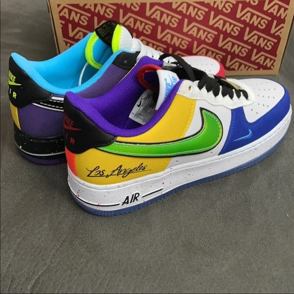 Nike Air Force 1 shoes for women - Picture 11 of 12